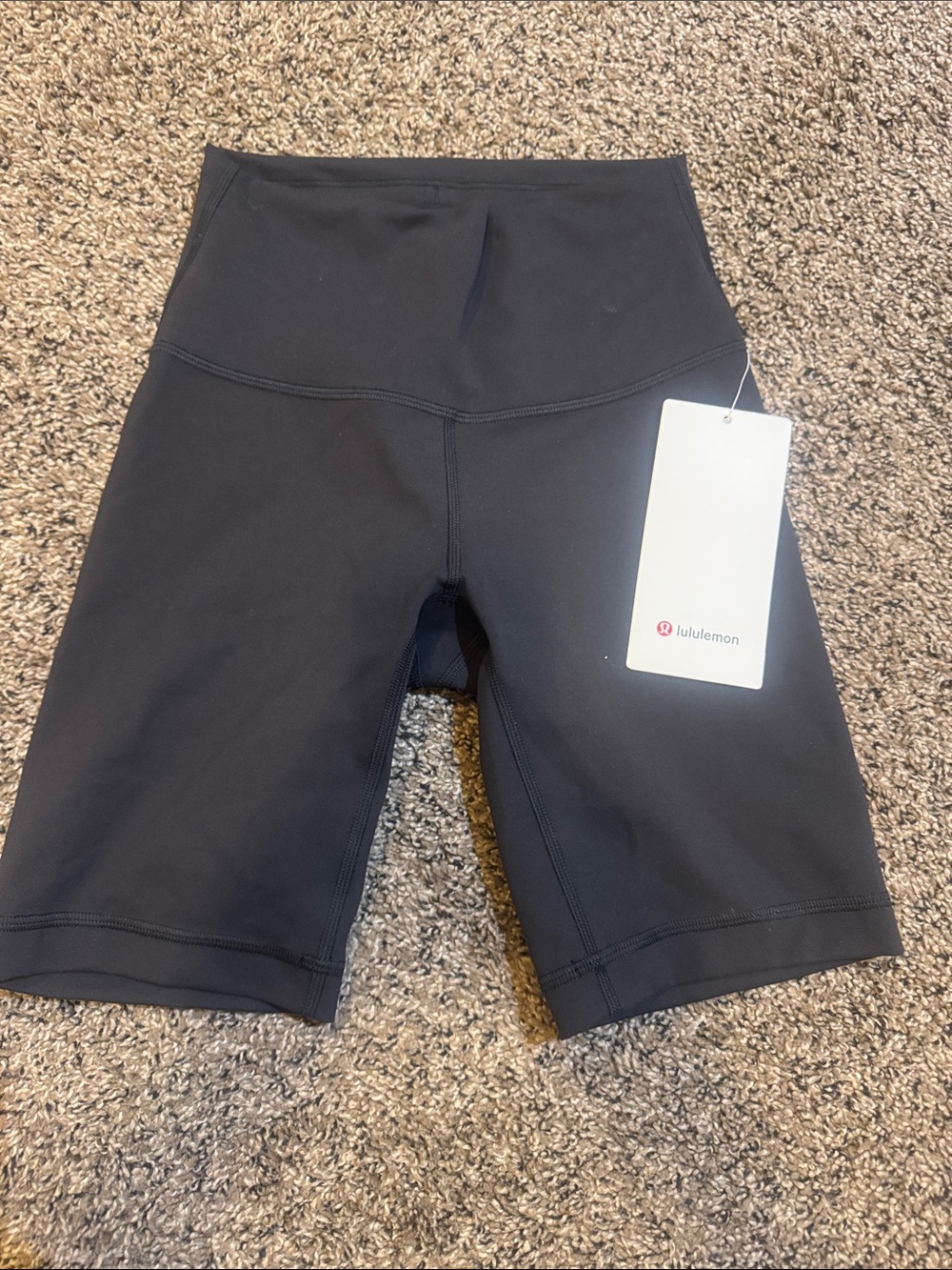 lululemon athletica Wunder train HR short 8”